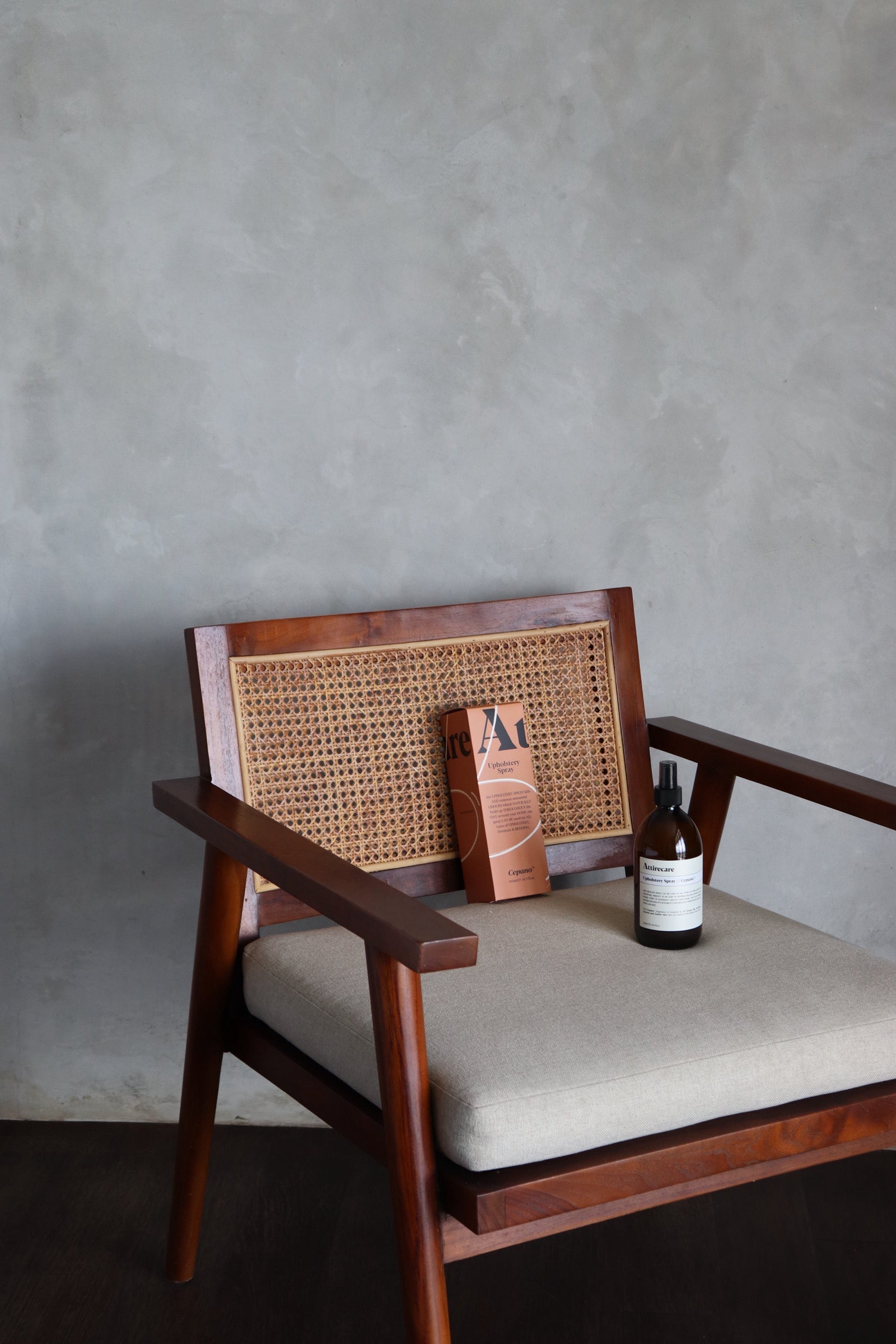 Upholstery Spray