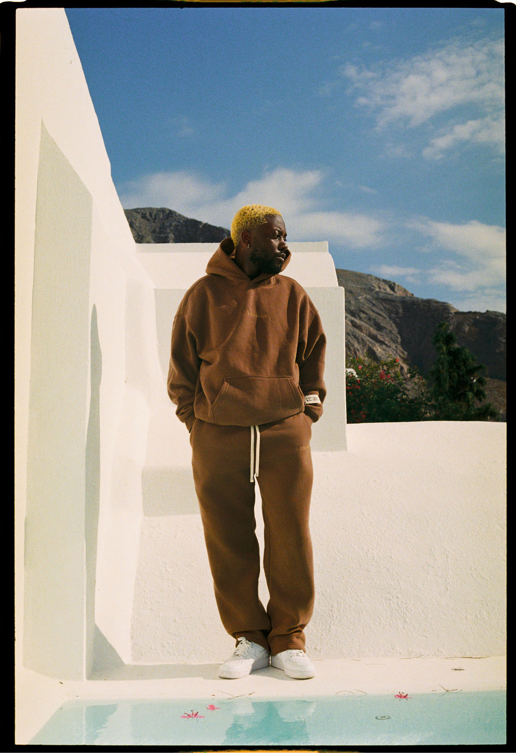 The Lounge Suit // Brown